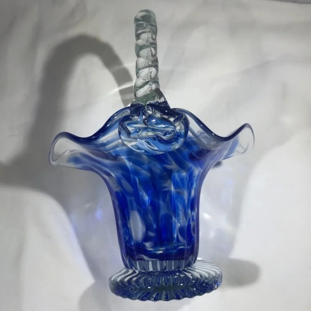 BLUE & CLEAR GLASS BASKET WITH RUFFLED WAVY EDGES